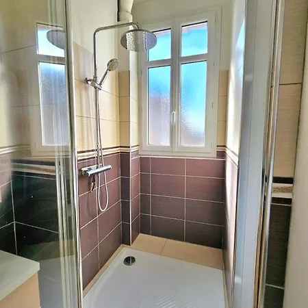 Douillet En Hyper Centre De * Διέππη